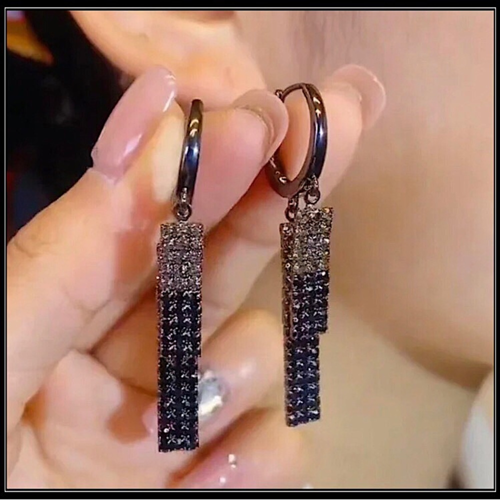 JET BLACK SIMULATED DIAMOND CRYSTAL GOTH BAR DROP EARRINGS - Picture 2 of 4